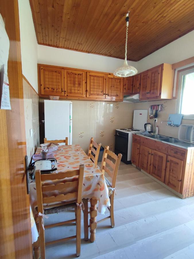 Eftichia Apartment Roda  Exterior photo